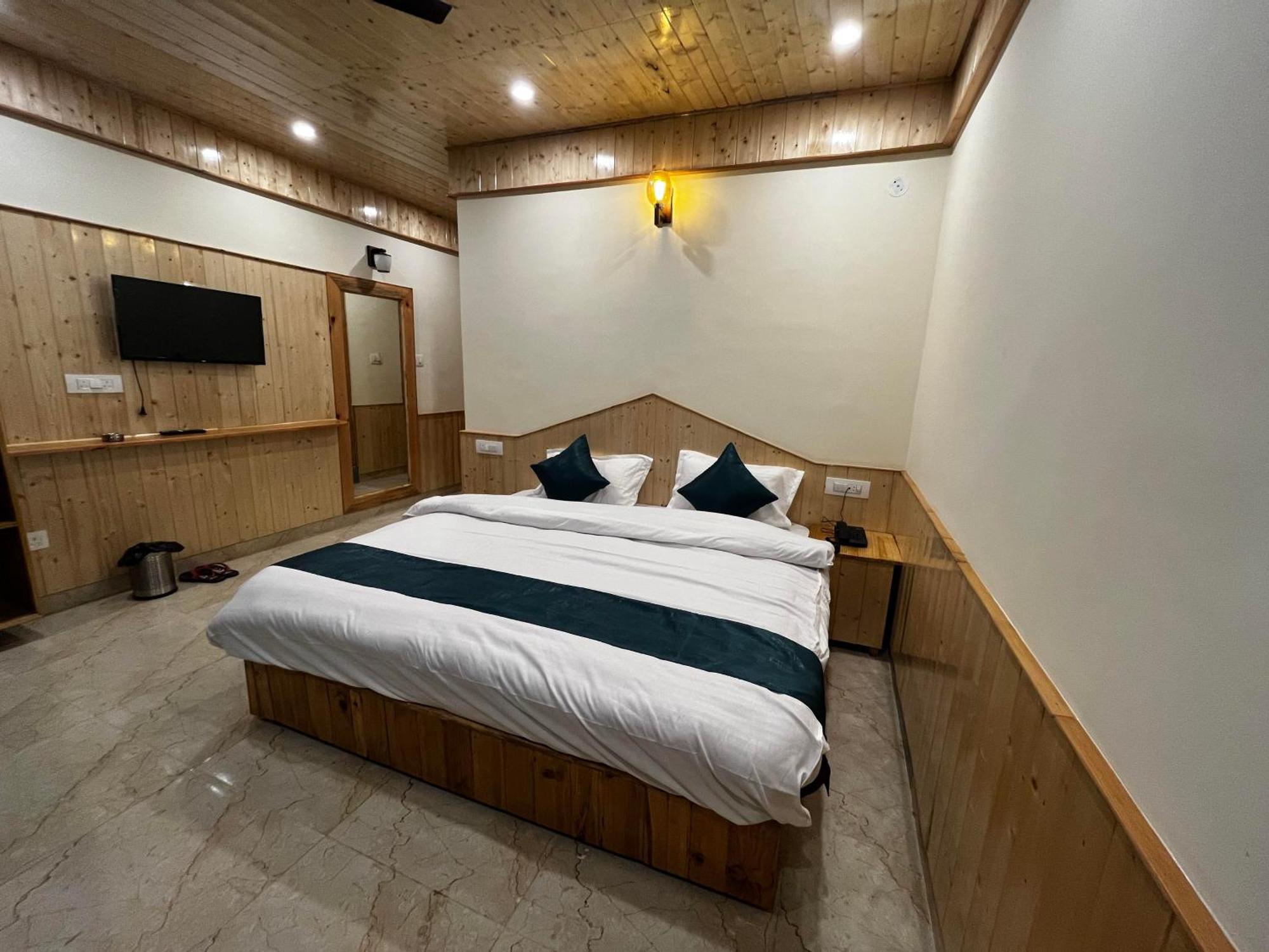 Hotel Mid Orchard Kasol L River Side -Pure Veg Hotel Eksteriør bilde