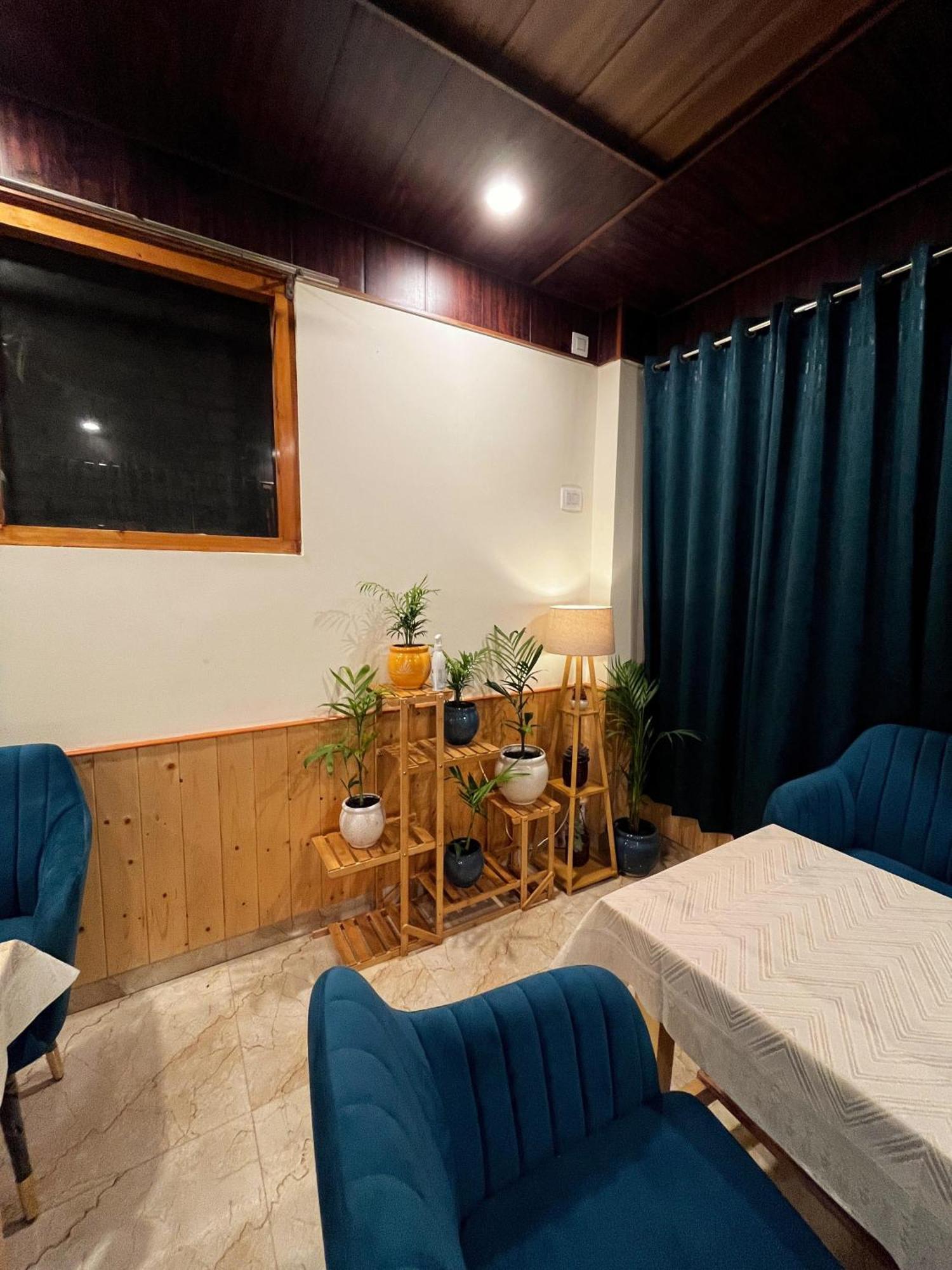 Hotel Mid Orchard Kasol L River Side -Pure Veg Hotel Eksteriør bilde